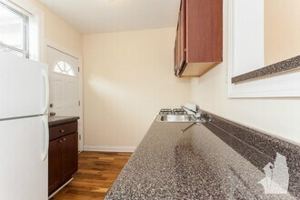 1450 W Byron St, Unit # 01 in Chicago, IL - Foto de edificio - Building Photo