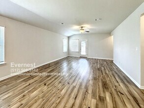 110 Bosco Rd in Hutto, TX - Building Photo - Building Photo