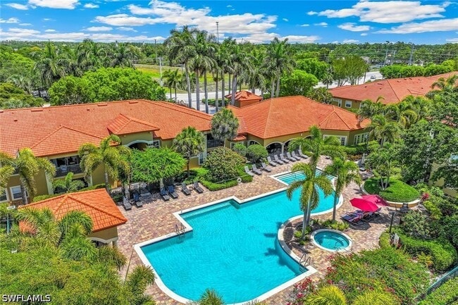 property at 8920 Colonnades Ct E