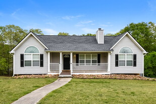 10 Golden Way NE in Kingston, GA - Building Photo