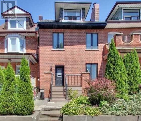 4 Stonehouse Crescent in Toronto, ON - Building Photo - Building Photo