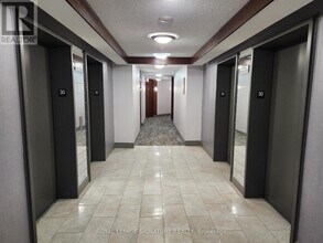 310 Burnhamthorpe Rd W in Mississauga, ON - Building Photo - Building Photo