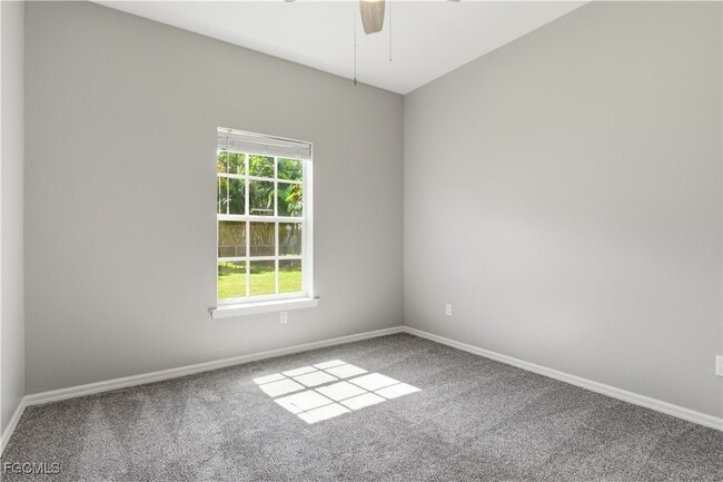 property at 318 SE 21st St