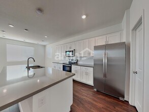 2725 Fierce Star Ave in North Las Vegas, NV - Building Photo - Building Photo