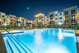 Inkwell Greenhouse in Houston, TX - Building Photo