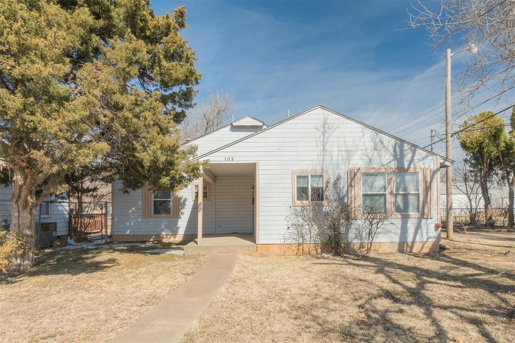 109 E Colcord Ave in Edmond, OK - Building Photo