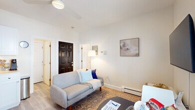 24 Hews St in Cambridge, MA - Building Photo - Building Photo