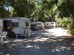 Whispering Waters Mobile Home Park in Anderson, CA - Building Photo - Building Photo