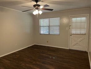 5077 Oak Hollow St in Keithville, LA - Building Photo - Building Photo