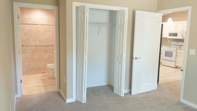 5405 NW 6th Pl in Ocala, FL - Building Photo - Building Photo