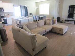 2509 W Ray Ave in Artesia, NM - Building Photo - Building Photo