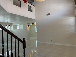 9480 W Cherokee Ave in Las Vegas, NV - Building Photo - Building Photo