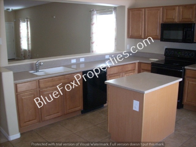 7554 W Phobos Dr in Tucson, AZ - Building Photo - Building Photo