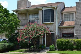 800 Country Pl Dr in Houston, TX - Building Photo