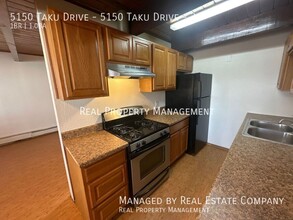 5150 Taku Dr in Anchorage, AK - Building Photo - Building Photo