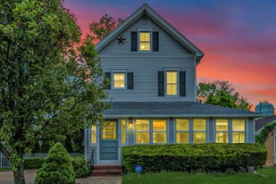 560 Prospect Ave in Spring Lake, NJ - Building Photo