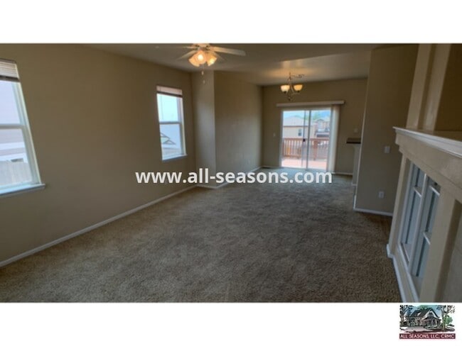 5236 Renault Ct in Colorado Springs, CO - Building Photo - Building Photo