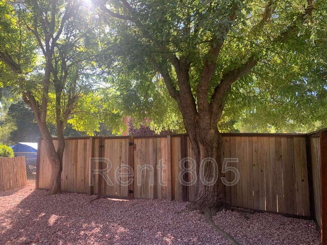 9128 Nye Rd in Ventura, CA - Building Photo - Building Photo