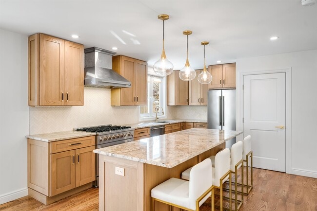 property at 11 Walnut St