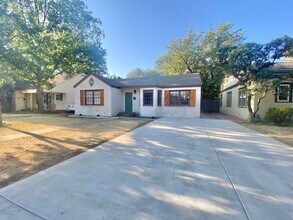 2619 25th St in Lubbock, TX - Building Photo - Building Photo