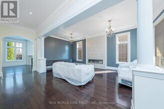 10 Orleans Cir in Vaughan, ON - Building Photo - Building Photo