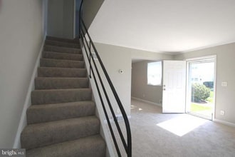 2737 Iverson St in Hillcrest Heights, MD - Building Photo - Building Photo