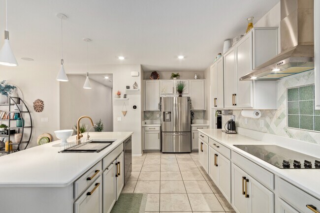 property at 19756 Roma Ave