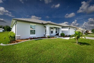 25583 Deep Creek Blvd in Punta Gorda, FL - Building Photo
