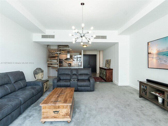 201 Aqua Ave-Unit -PH4 in Miami Beach, FL - Building Photo - Building Photo