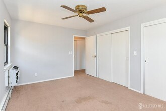 401 US-22 in North Plainfield, NJ - Building Photo - Building Photo