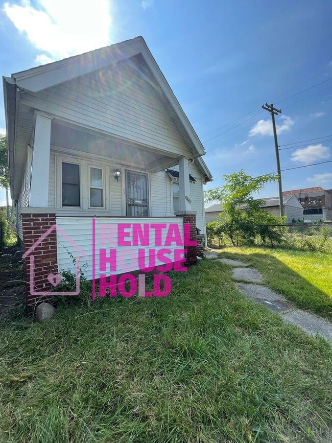 15330 Petoskey Ave in Detroit, MI - Building Photo - Building Photo