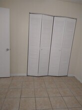 8850 Royal Palm Blvd in Coral Springs, FL - Building Photo - Building Photo