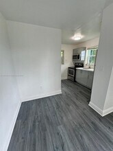 866 NW 70th St in Miami, FL - Building Photo - Building Photo