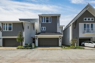 7609 Victory Reserve St in Houston, TX - Building Photo