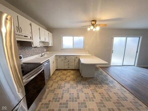 3011 Cameron St in Indianapolis, IN - Building Photo - Building Photo