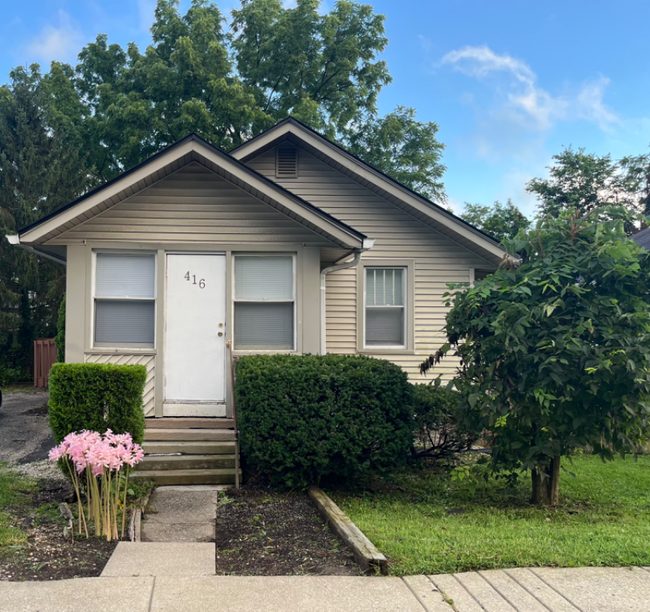 property at 416 E Hillside Dr