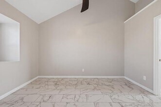 8436 Cloverglen Ln in Fort Worth, TX - Building Photo - Building Photo