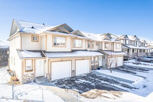 54 Citadel Pt NW in Calgary, AB - Building Photo