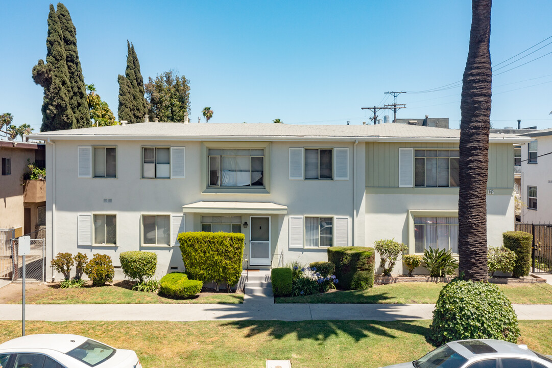 136 S Occidental Blvd in Los Angeles, CA - Building Photo