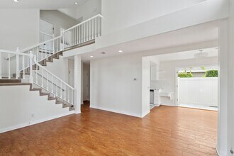 1880 Fullerton Ave in Costa Mesa, CA - Building Photo - Building Photo