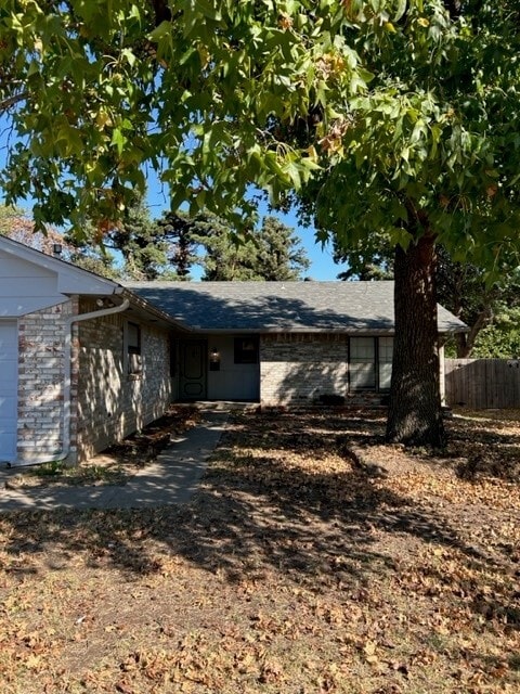 3625 NW 52nd St in Oklahoma City, OK - Building Photo - Building Photo