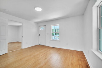 140 Trammell Rd in Marietta, SC - Foto de edificio - Building Photo