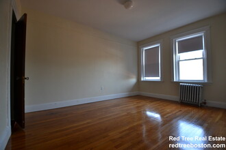 67 Chiswick Rd, Unit 2 in Boston, MA - Building Photo - Building Photo