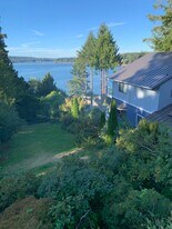 6711 Sunset View Dr in Gig Harbor, WA - Building Photo