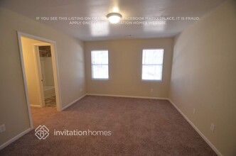 7355 Captain Neal Ln in Charlotte, NC - Building Photo - Building Photo