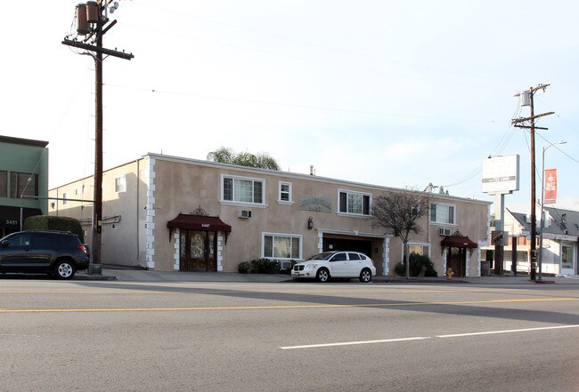 Laurel Grove Terrace in Valley Village, CA - Building Photo - Building Photo