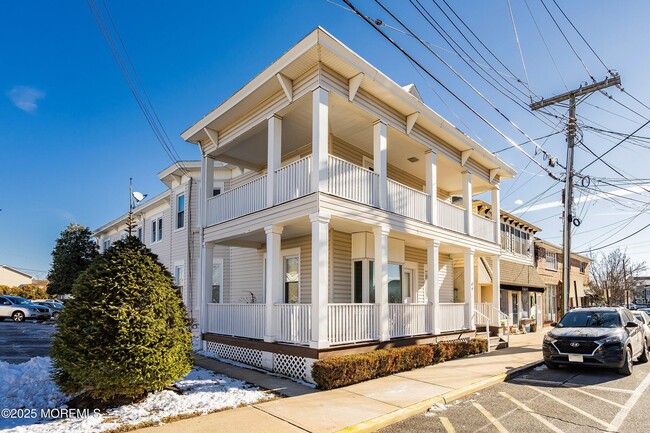 68 Main St in Manasquan, NJ - Building Photo - Building Photo