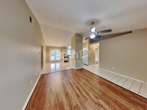 919 Park Valley Cir in Minneola, FL - Foto de edificio - Building Photo