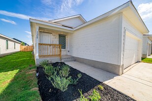 1359 Neria Lp in San Antonio, TX - Building Photo