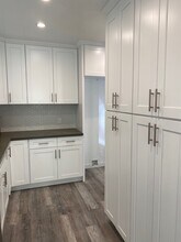 11821 Goshen Ave in Los Angeles, CA - Building Photo - Building Photo